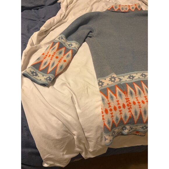 Women’s Mid Length Wrap Sweater With Beautiful Geometric Details. - Picture 6 of 7